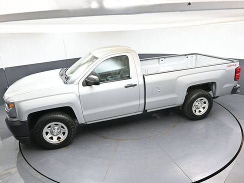 Used 2017 Chevrolet Silverado 1500 W/T AWD/4WD image 31