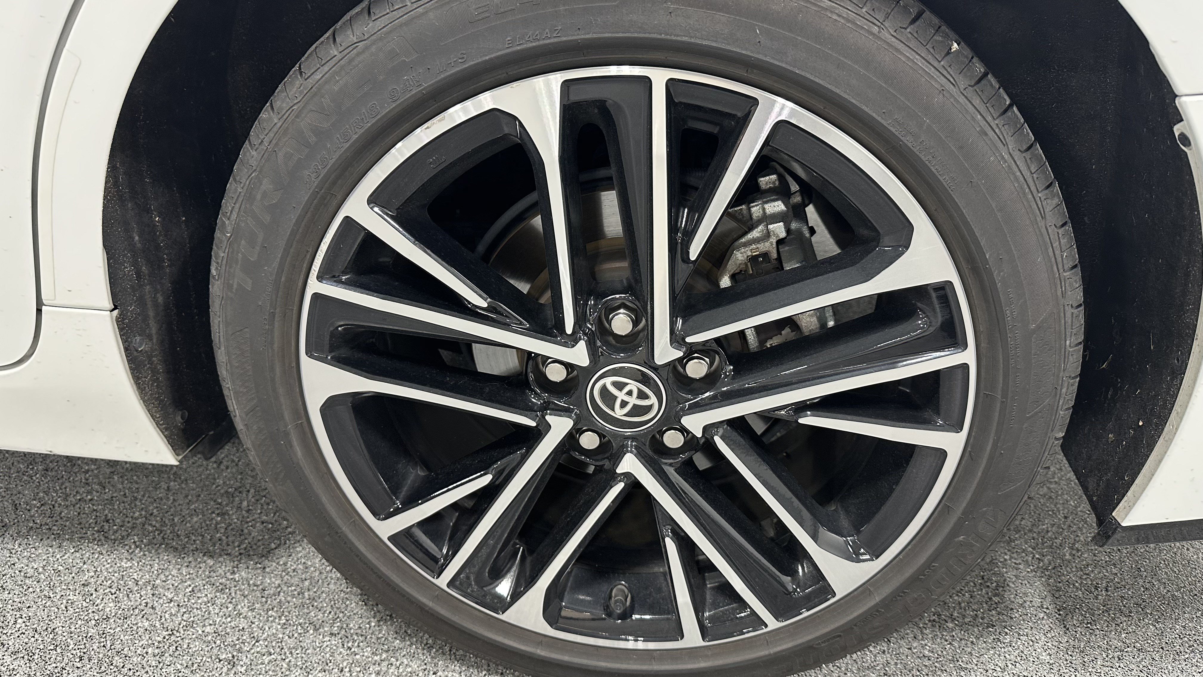 Used 2026 Toyota Camry XLE FWD image 13