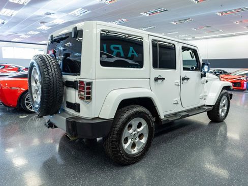 Used 2013 Jeep Wrangler Unlimited Sahara w/ Trailer Tow Group image 5