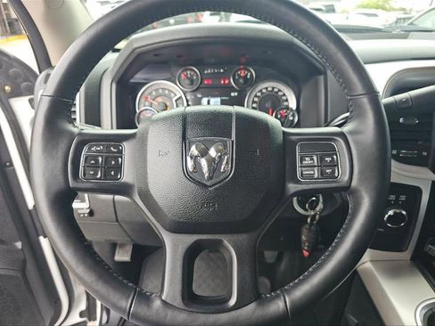 Used 2018 RAM 2500 Big Horn w/ Harvest Edition image 4