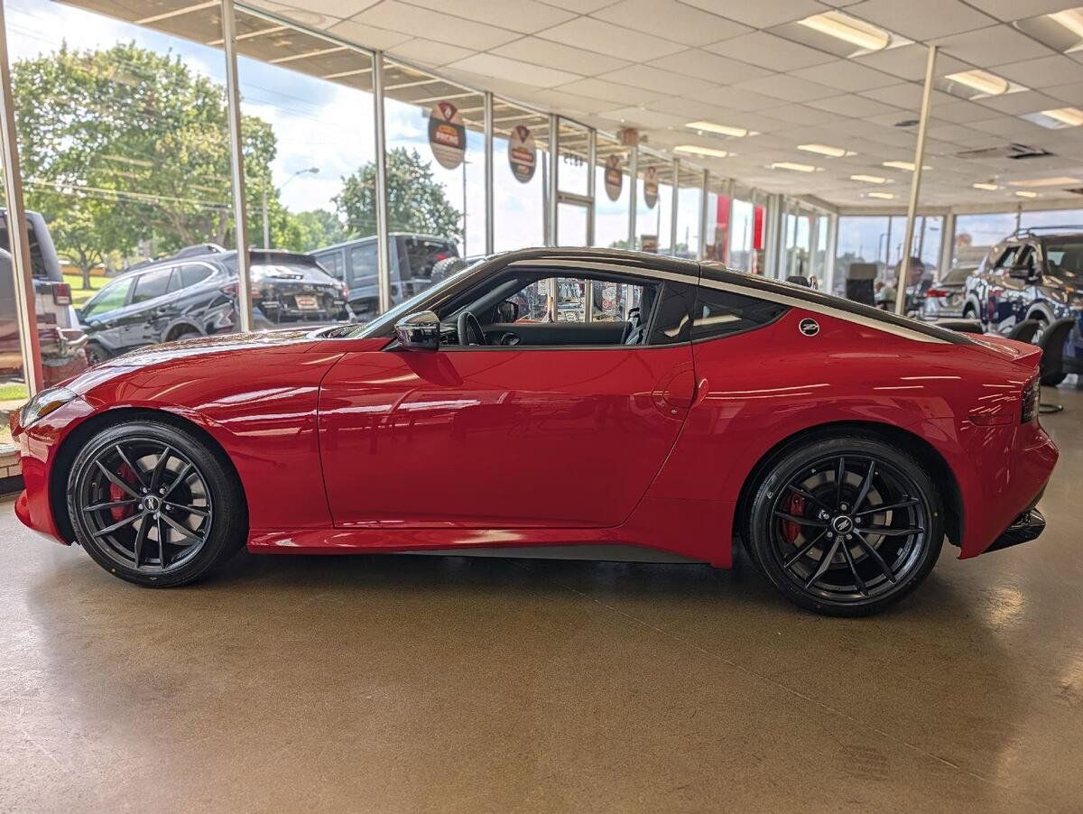 New 2026 Nissan Z Performance w/ Floor Mat Package RWD image 8