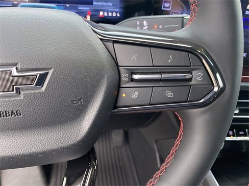 New 2025 Chevrolet Traverse RS w/ LPO, Floor Liner Package image 36