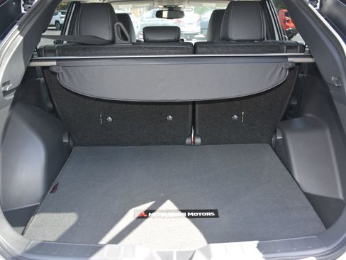 Used 2024 Mitsubishi Eclipse Cross SE image 10