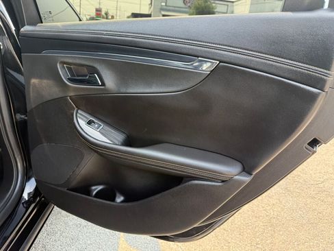 Used 2019 Chevrolet Impala LT w/ Sunroof and Spoiler Package FWD image 27