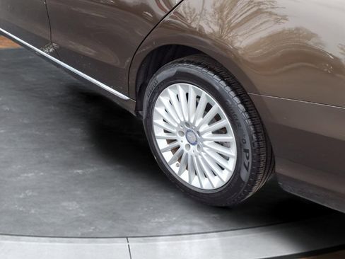 Used 2017 Mercedes-Benz C 300 Sedan image 22