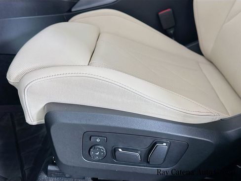 Used 2026 BMW X3 xDrive30 w/ Premium Package image 17