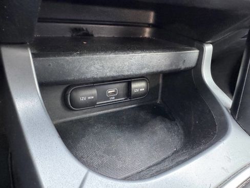 Used 2021 Kia Seltos LX image 10