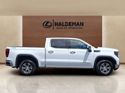 Used 2026 GMC Sierra 1500 SLT AWD/4WD image 7