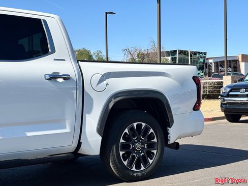Used 2023 Toyota Tundra Limited AWD/4WD image 9