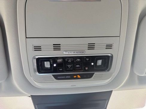 Used 2026 Lincoln Nautilus Reserve AWD/4WD image 15