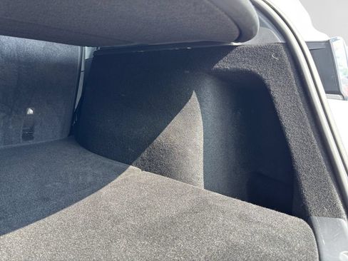 Used 2023 Tesla Model Y AWD image 38