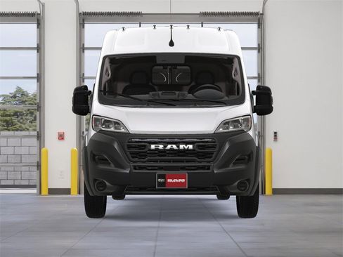 New 2024 RAM ProMaster 2500 w/ Power Group image 9