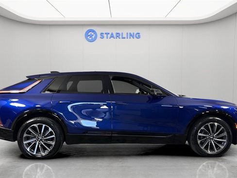 Used 2025 Cadillac Lyriq Sport image 11