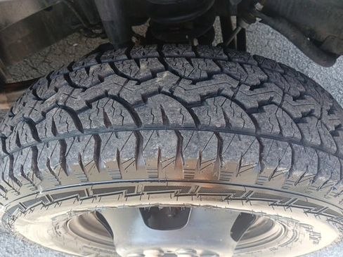 Used 2018 RAM 3500 Tradesman w/ Chrome Appearance Group image 12