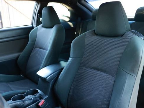 Used 2013 Scion tC FWD image 9