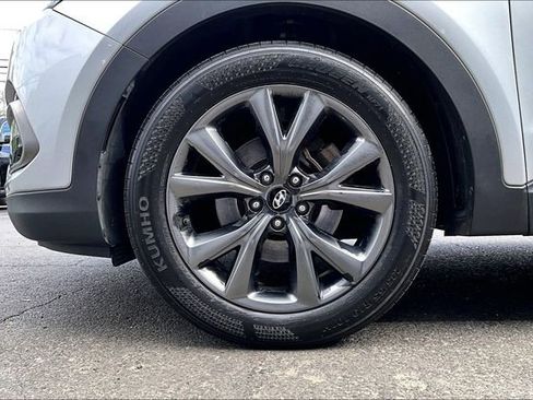 Used 2018 Hyundai Santa Fe Sport w/ Cargo Package AWD/4WD image 34