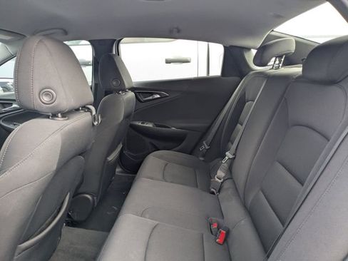 Used 2022 Chevrolet Malibu LS FWD image 9