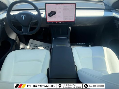 Used 2024 Tesla Model Y Long Range AWD/4WD image 12
