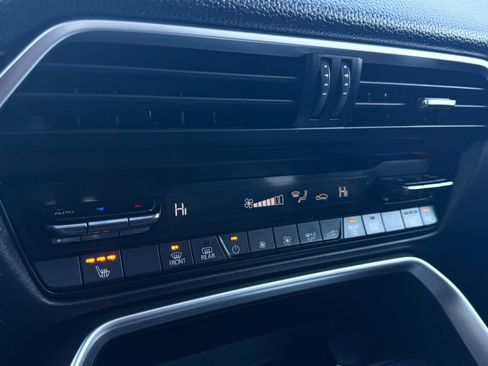 Used 2025 MAZDA CX-90 3.3 Turbo w/ Premium Sport Pkg image 42