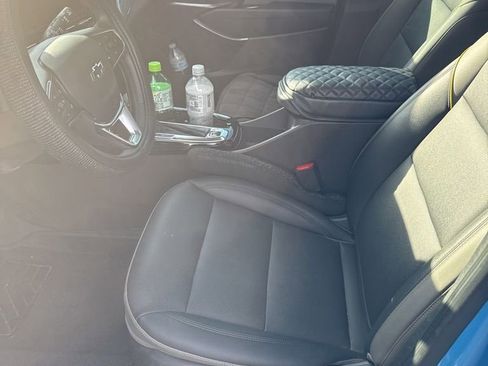 Certified 2025 Chevrolet Trax ACTIV w/ Sunroof Package image 5