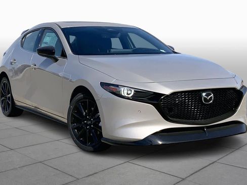 New 2026 MAZDA MAZDA3 Hatchback w/Premium Plus Pkg image 2