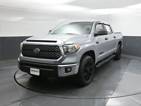 Used 2020 Toyota Tundra SR5 w/ SR5 Leather Package AWD/4WD image 29