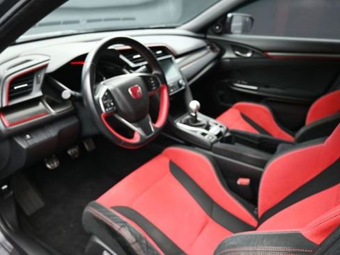 Used 2018 Honda Civic Type R image 13