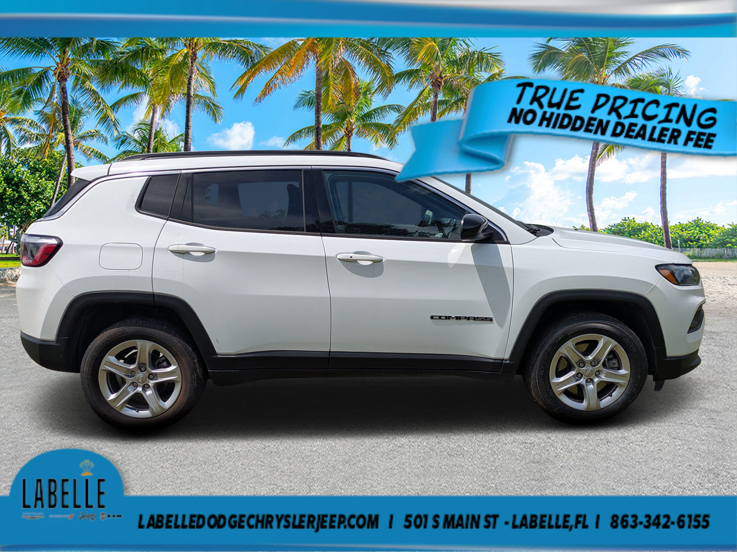 Used 2023 Jeep Compass Latitude AWD/4WD image 3