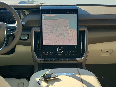 New 2026 GMC Yukon XL Denali image 28