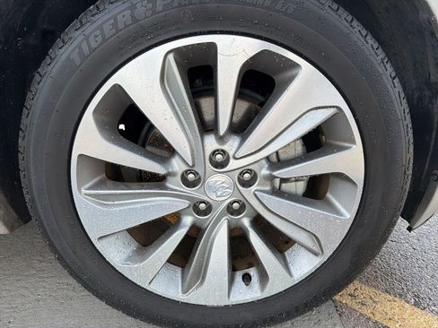 Used 2017 Buick Encore Preferred image 14