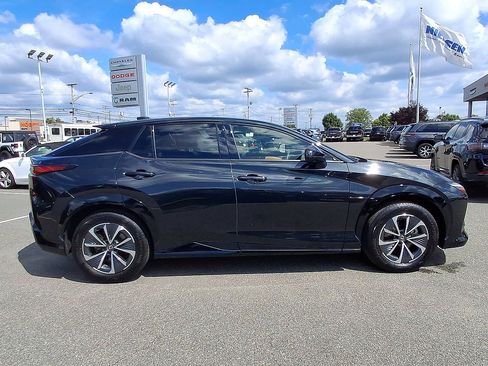 Used 2024 Lexus RZ 300e Premium w/ Accessory Package (Z1) FWD image 32