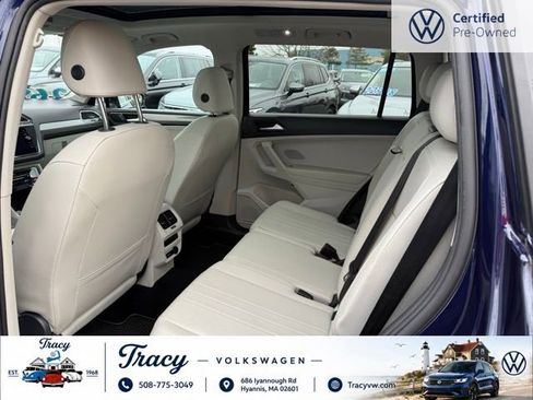 Certified 2023 Volkswagen Tiguan SE w/ Panoramic Sunroof Package AWD/4WD image 14