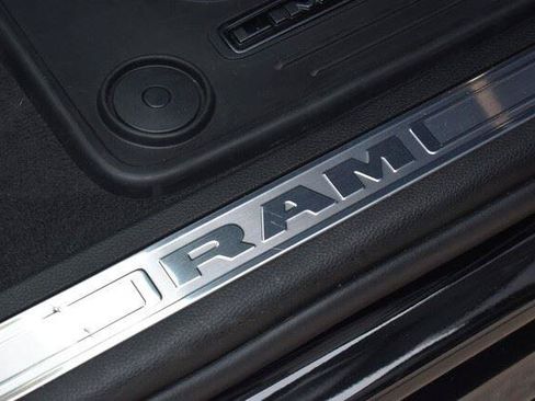 Used 2022 RAM 1500 Limited AWD/4WD image 20