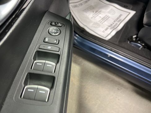 Used 2025 Honda CR-V EX-L image 21