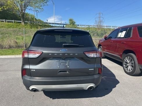Used 2020 Ford Escape SE FWD image 30