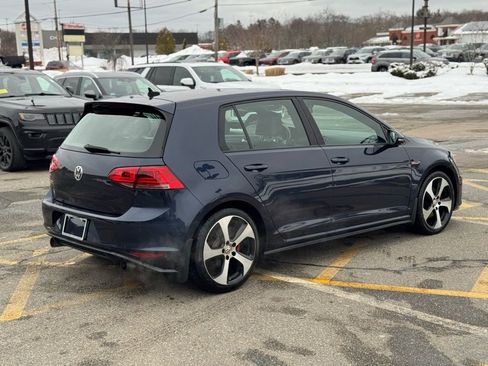 Used 2016 Volkswagen GTI SE image 6
