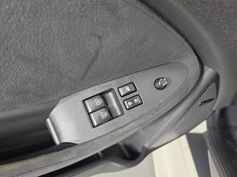 Used 2011 Nissan 370Z Touring RWD image 10