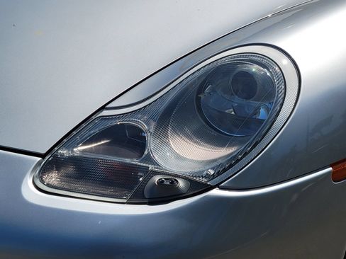 Used 2001 Porsche 911 Carrera RWD image 26