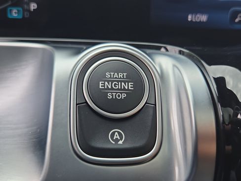 Used 2026 Mercedes-Benz GLB 250 image 45