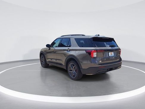 New 2026 Ford Explorer ST-Line w/ ST-Line Street Pack RWD image 6