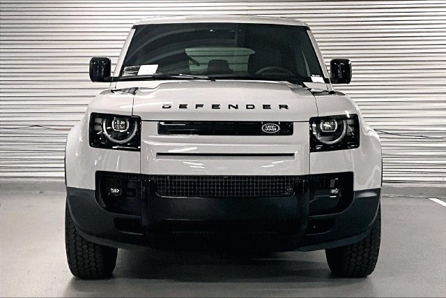 New 2026 Land Rover Defender 110 S AWD/4WD image 2