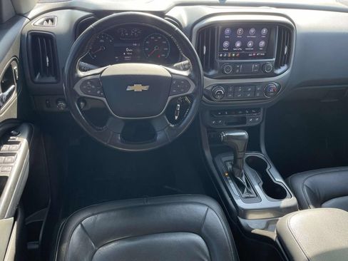 Used 2020 Chevrolet Colorado Z71 AWD/4WD image 9