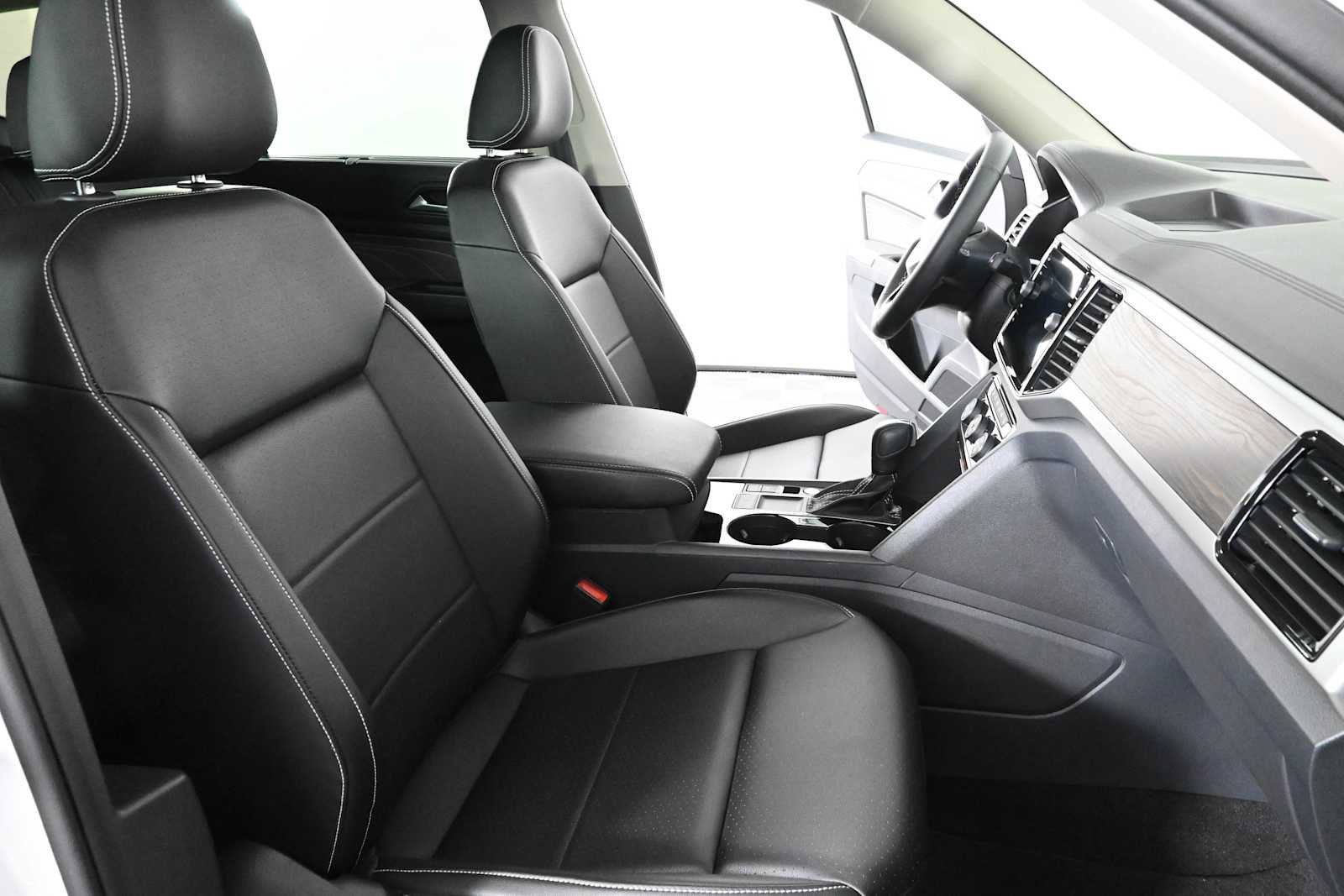Certified 2023 Volkswagen Atlas SE FWD image 11