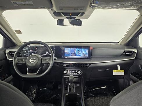 New 2026 Nissan Kicks SV w/ Cold Weather Package image 27