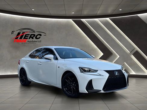 Used 2017 Lexus IS 200t F Sport w/ F Sport Package RWD image 1