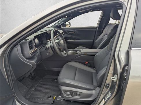 Certified 2026 Toyota Crown Platinum image 10