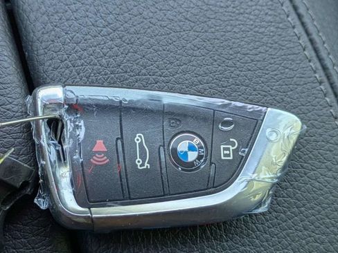 Used 2018 BMW X5 xDrive50i AWD/4WD image 30