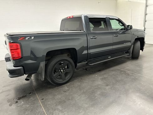 Used 2018 Chevrolet Silverado 1500 LT w/ All Star Edition AWD/4WD image 9