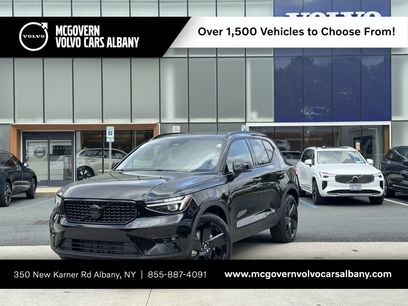 New 2026 Volvo XC40 B5 Ultra w/ Climate Package