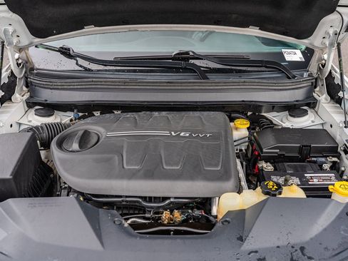 Used 2019 Jeep Cherokee Limited image 21